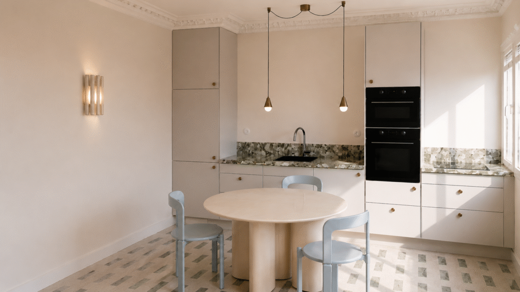 Rénovation d'un appartement haussmannien à Paris par Duetto Architecture